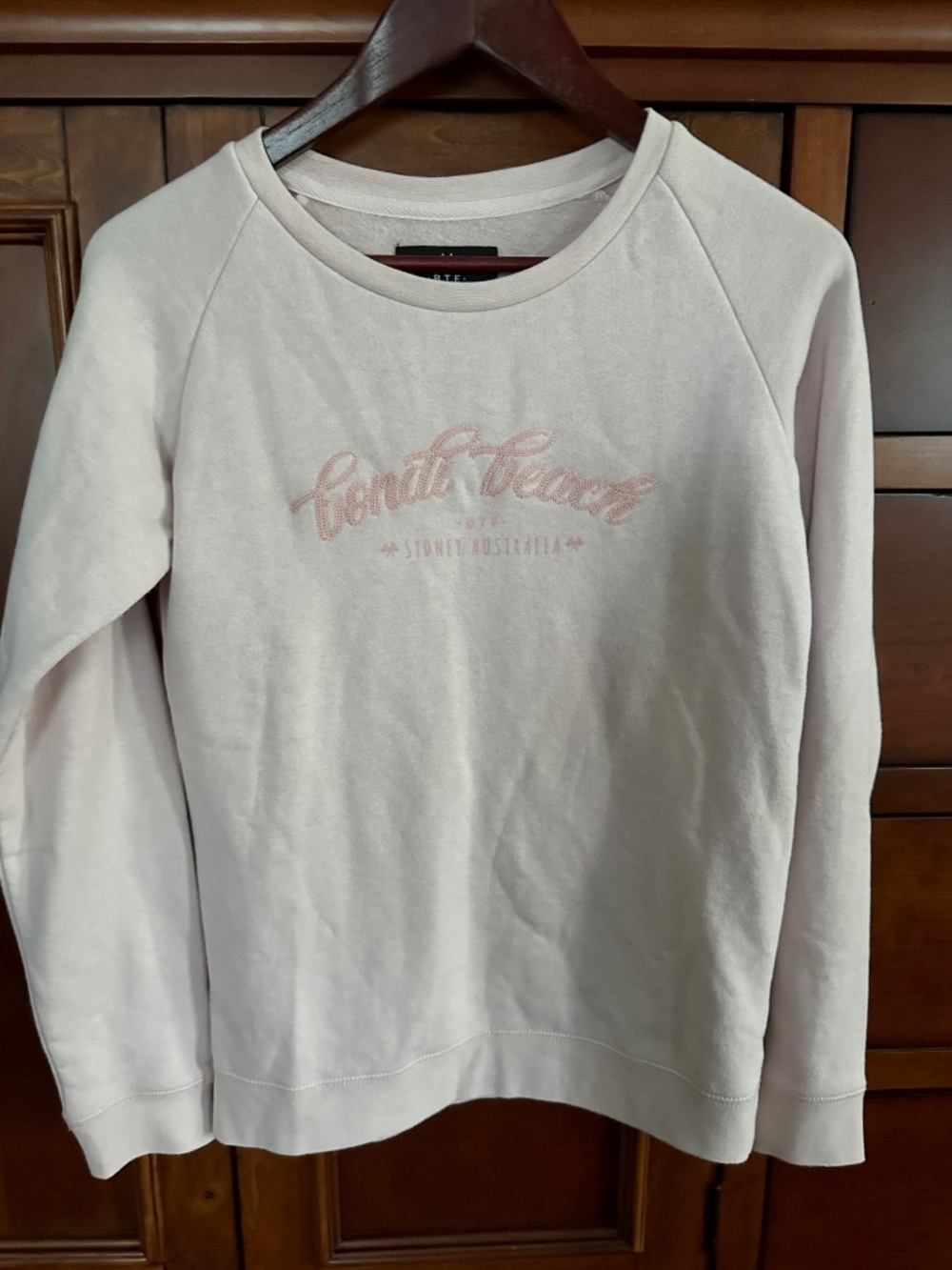 BTF Bondi Beach Australia Poly Cotton Pink Crew Neck Sweatshirt Size S/M EUC